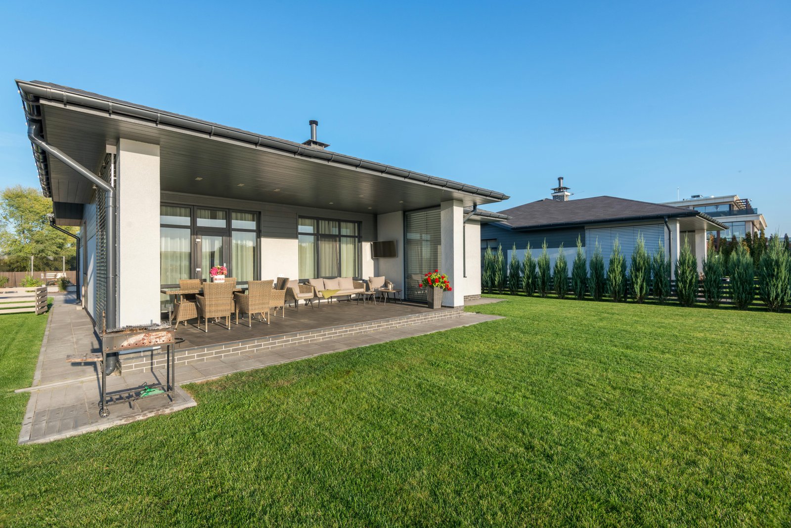 Real Estate Exterior Cleaning